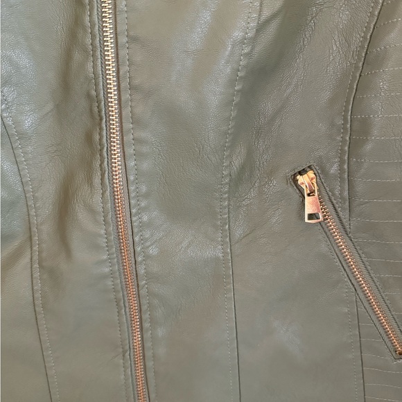 Baccini Olive Mossy Army Green Faux Leather Biker Jacket Petite Large - Picture 4 of 6